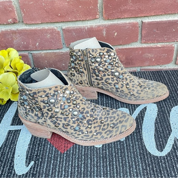 Farylrobin + Free People Vista Distressed studded - Picture 3 of 7